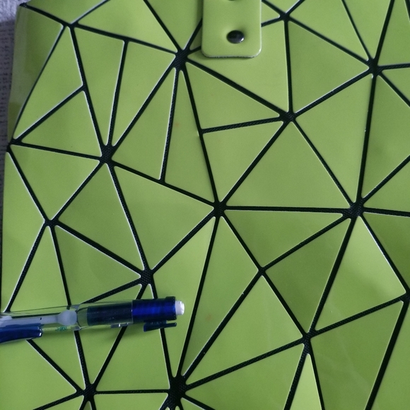 Lucky 7 Geo Bag Lime Green - Picture 16 of 16